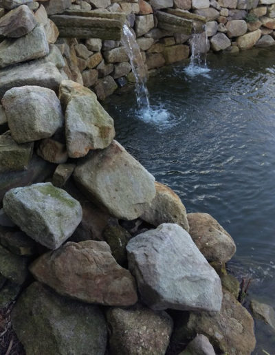 Lansmann: Gartenbrunnen Gartenteich