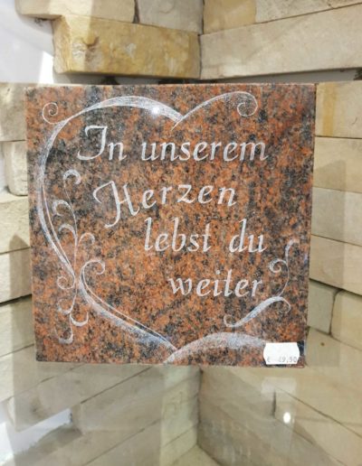 Lansmann: individuelle Gravuren auf Granit