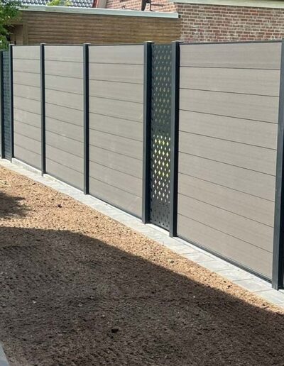 Sichtschutz Zaun aus WPS & PVC